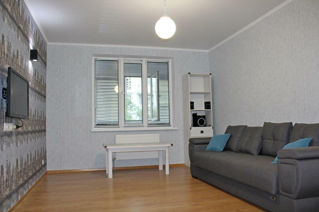Large 2-Bedroom Apartament In The Center Chisinau Eksteriør bilde