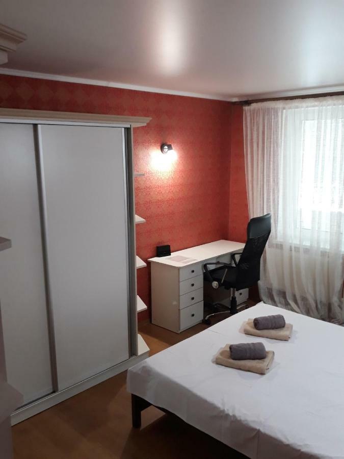 Large 2-Bedroom Apartament In The Center Chisinau Eksteriør bilde