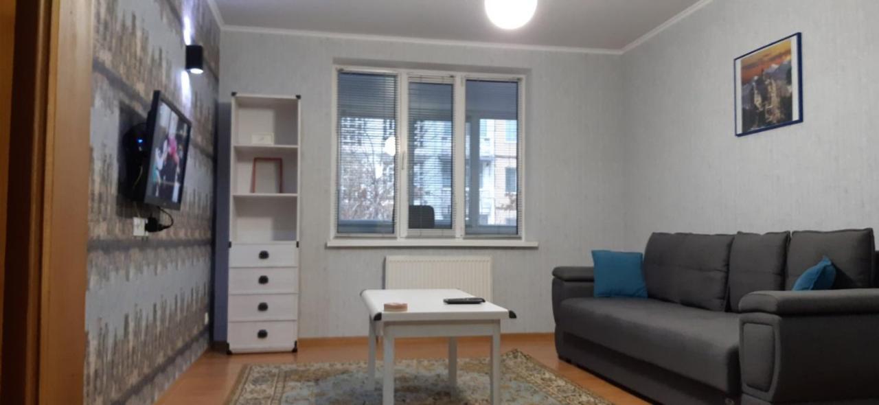 Large 2-Bedroom Apartament In The Center Chisinau Eksteriør bilde